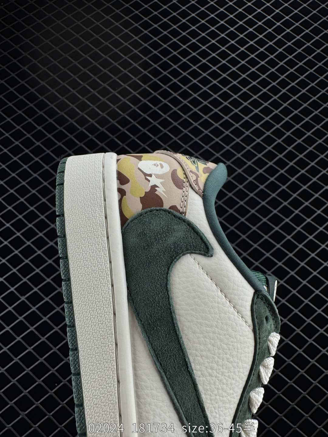 Travis Scott x Air Jordan 1 ” Reverse Mocha “